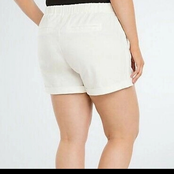 EUC Torrid short white linen shorts plus size 2X Cuffed Drawstring waist - Picture 3 of 6